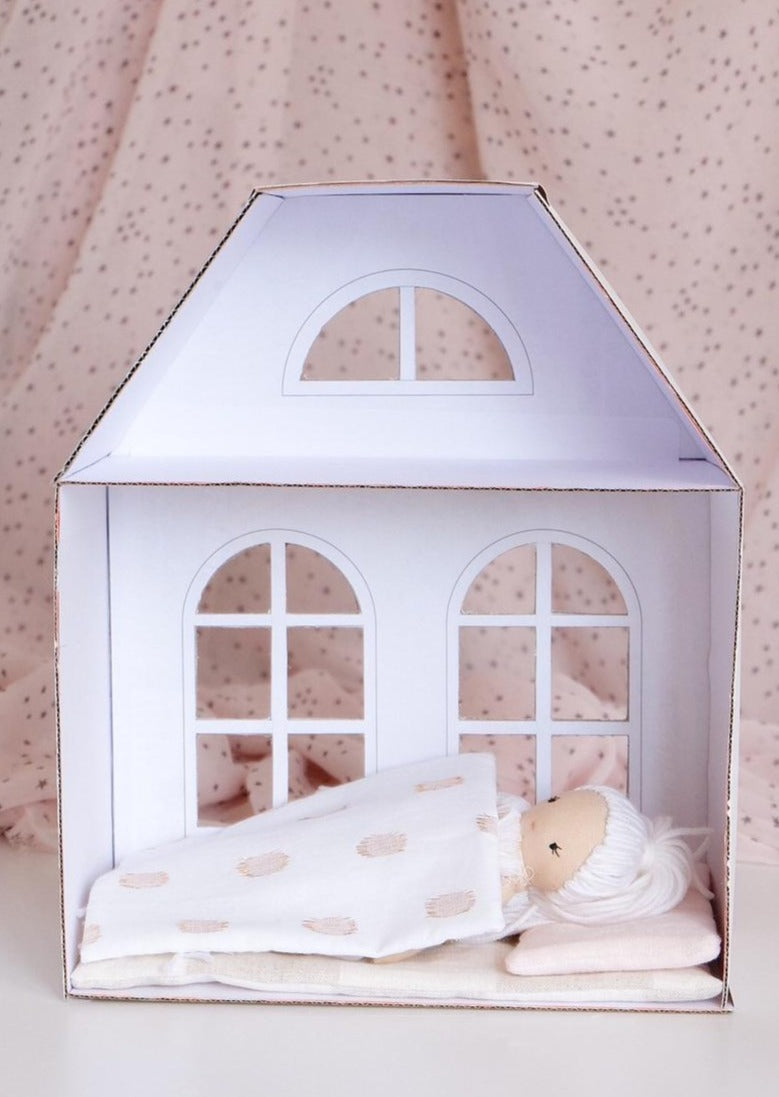 SOPHIE WITH A DOLL HOUSE