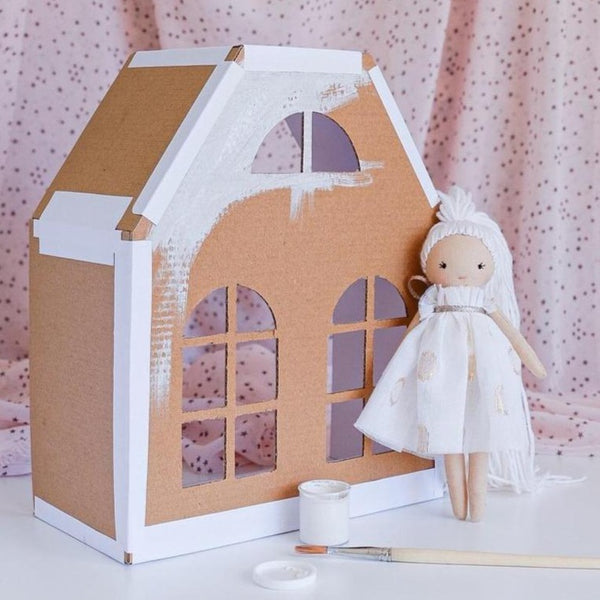SOPHIE WITH A  DOLL HOUSE